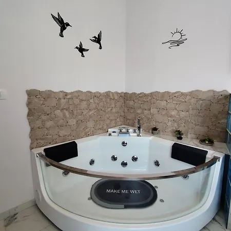 Valaoritou Luxury Jacuzzi By Dimcol 1 *