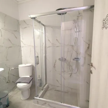 Valaoritou Luxury Jacuzzi By Dimcol 1 Апартаменты